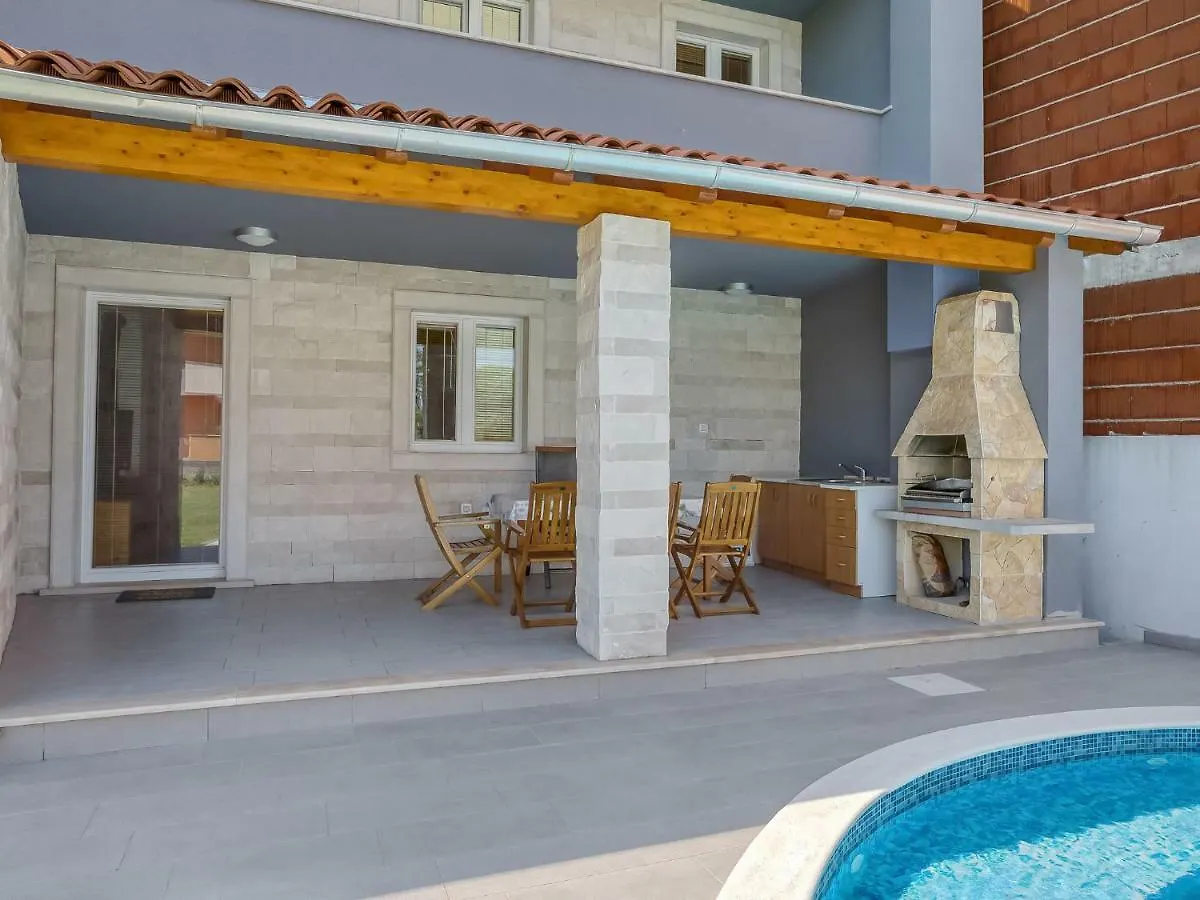 Holiday Home Mario 2 By Interhome Hreljići 克罗地亚